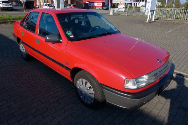 Opel Vectra-A 1.6 - 1.HAND - H KENNZEICHEN