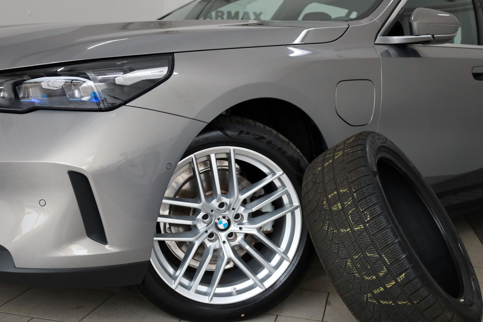 Fahrzeugabbildung BMW 530e Touring Leder,Navi,LED,H/K,Travel Paket,AHK