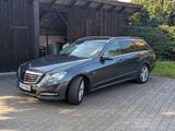 Mercedes-Benz 350 - Mercedes 350 mit Anhängerkupplung