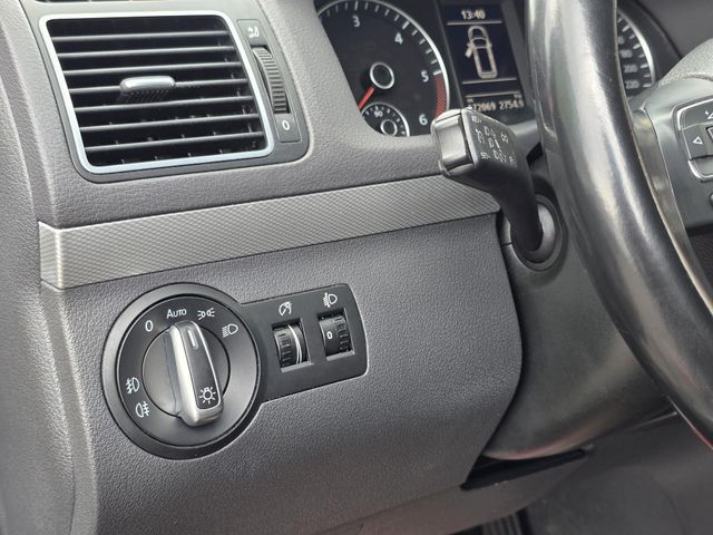 VW Touran — Foto 14