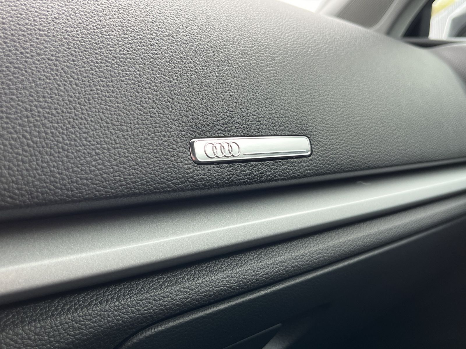 Fahrzeugabbildung Audi A3 *Sportback*35 TFSI*SHZ*NAVI*Kamera*PDC*Xenon*