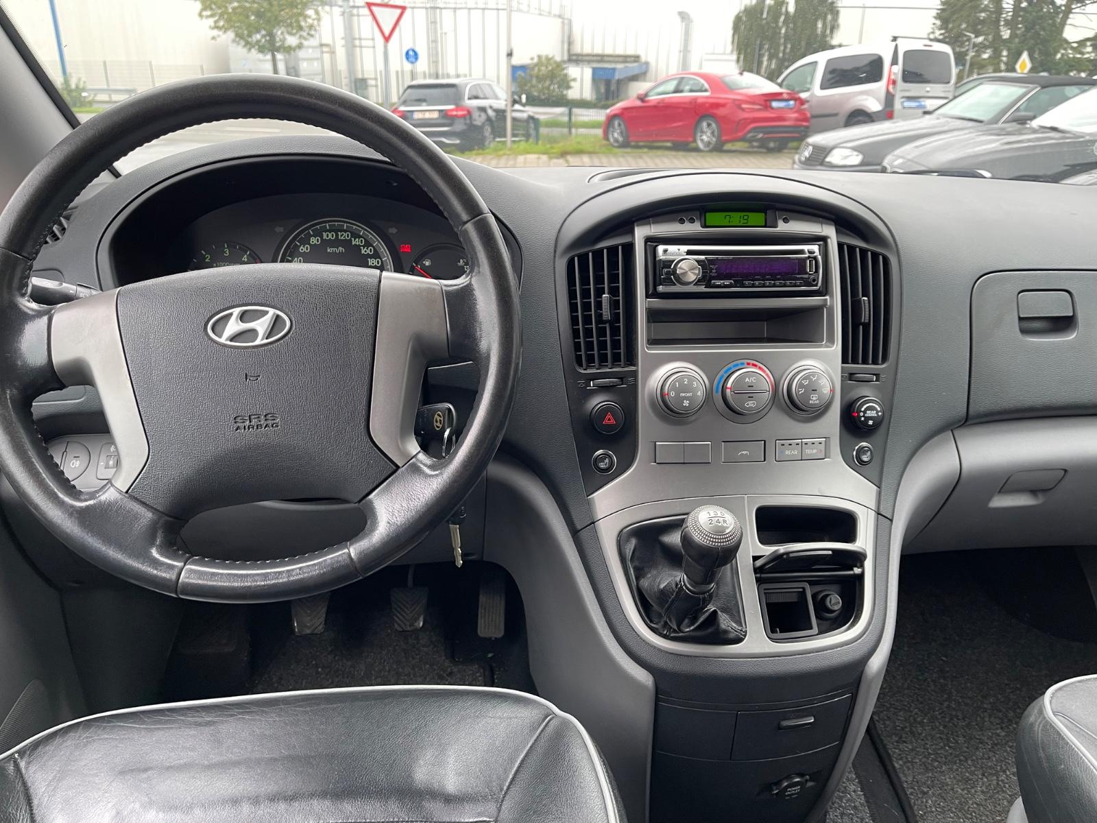 Hyundai H-1 Travel Premium