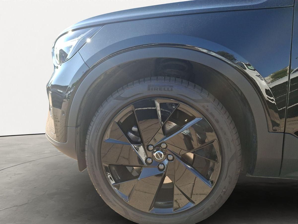 Volvo XC40 B3 Black Edition Plus 360° AHK PANO H/K 20" foto 7