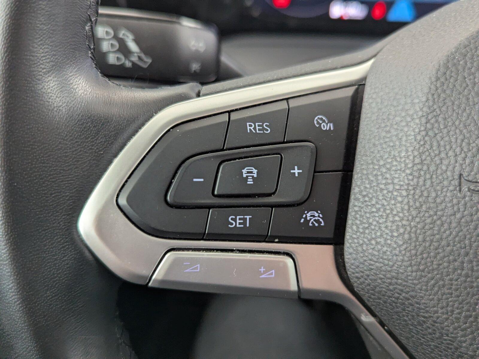 Volkswagen Golf VIII 1.5 TSI Style LED+NAVI+AHK+ACC+SHZ+RFK, миниатюра 22