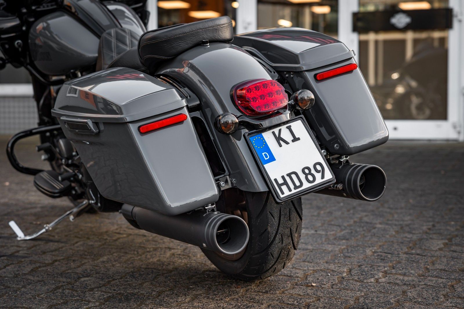 Fahrzeugabbildung Harley-Davidson FLTRXST Road Glide ST - Kesstech -