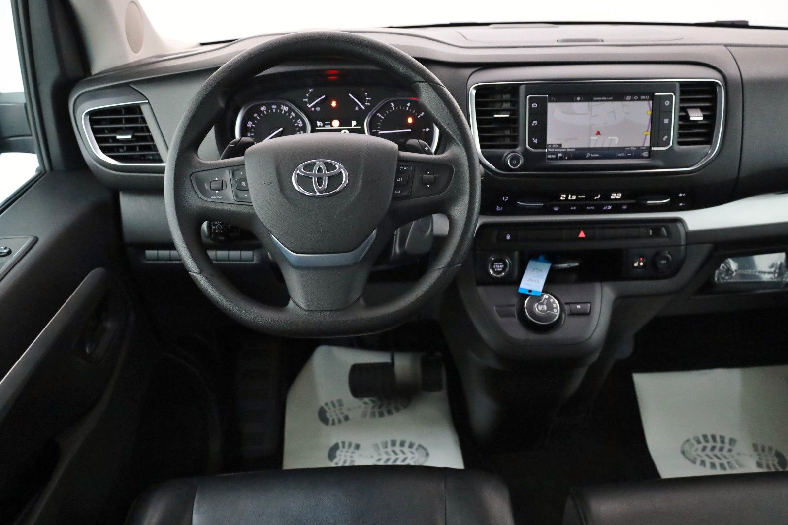 Fahrzeugabbildung Toyota Proace Verso Shuttle L2 Comfort 9 Si.,Leder,Navi