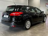 Ford Focus Turnier 1.5 TDCi Automatik/Navigation/1.Hd - gebrauchte Ford Focus aus dem Jahr 2016