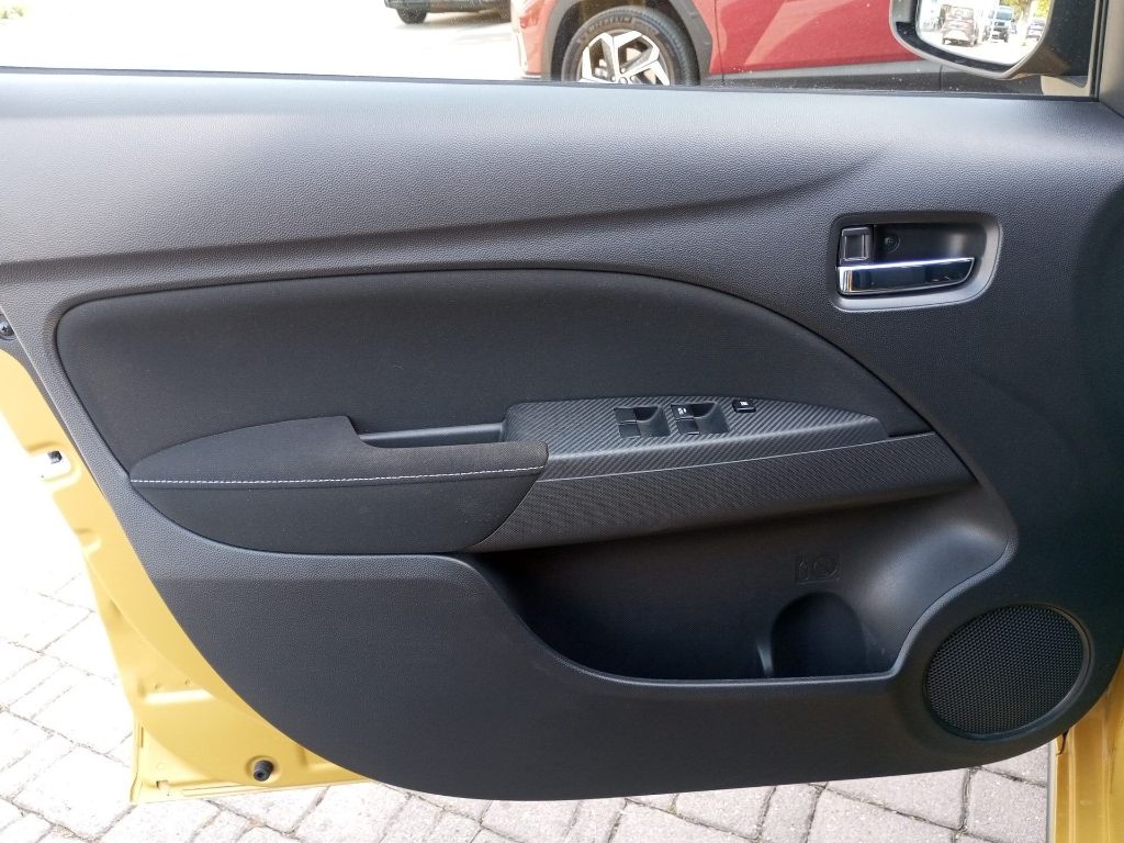 Fahrzeugabbildung Mitsubishi Space Star Intro Edition+1.2 5-Gang