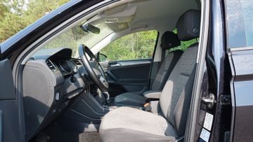 Volkswagen Tiguan - 12