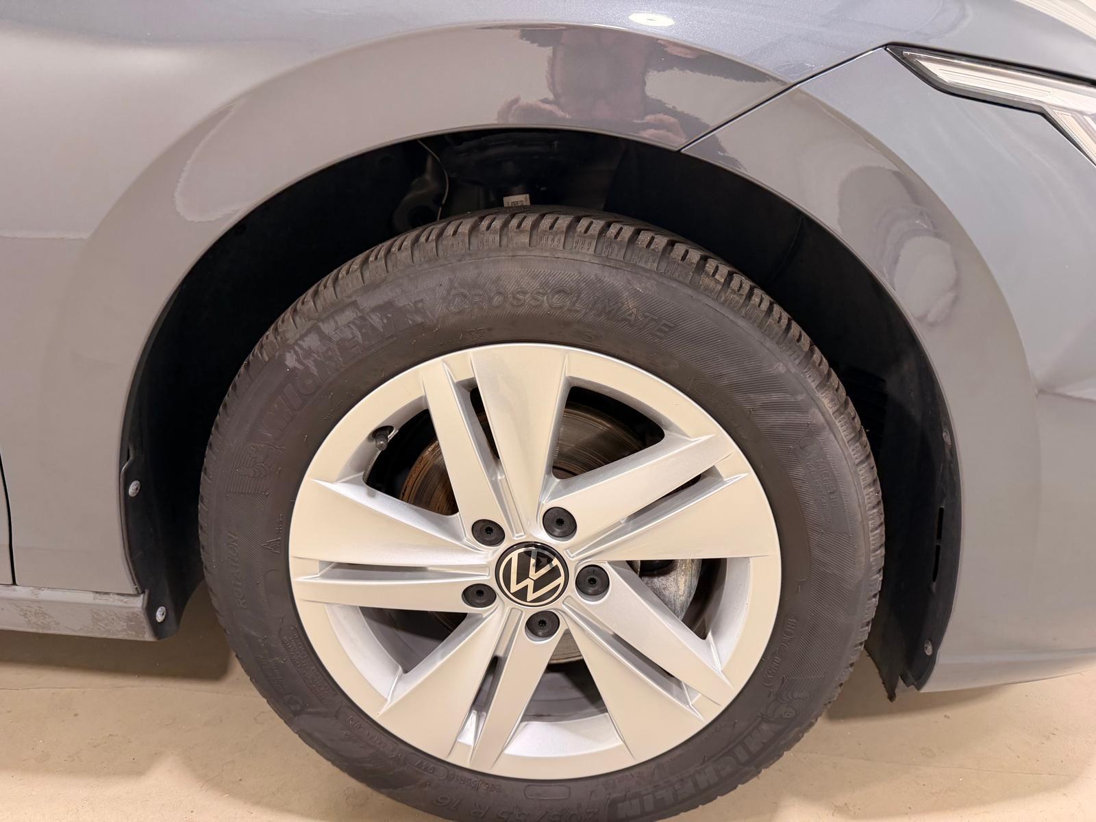 Volkswagen Golf Variant 1.5 TSI DSG Life AHZV Winter LED Na, миниатюра 10