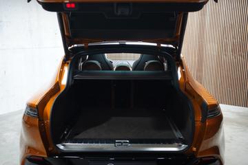 صورة مصغرة 30 لـ 2022 Aston Martin DBX