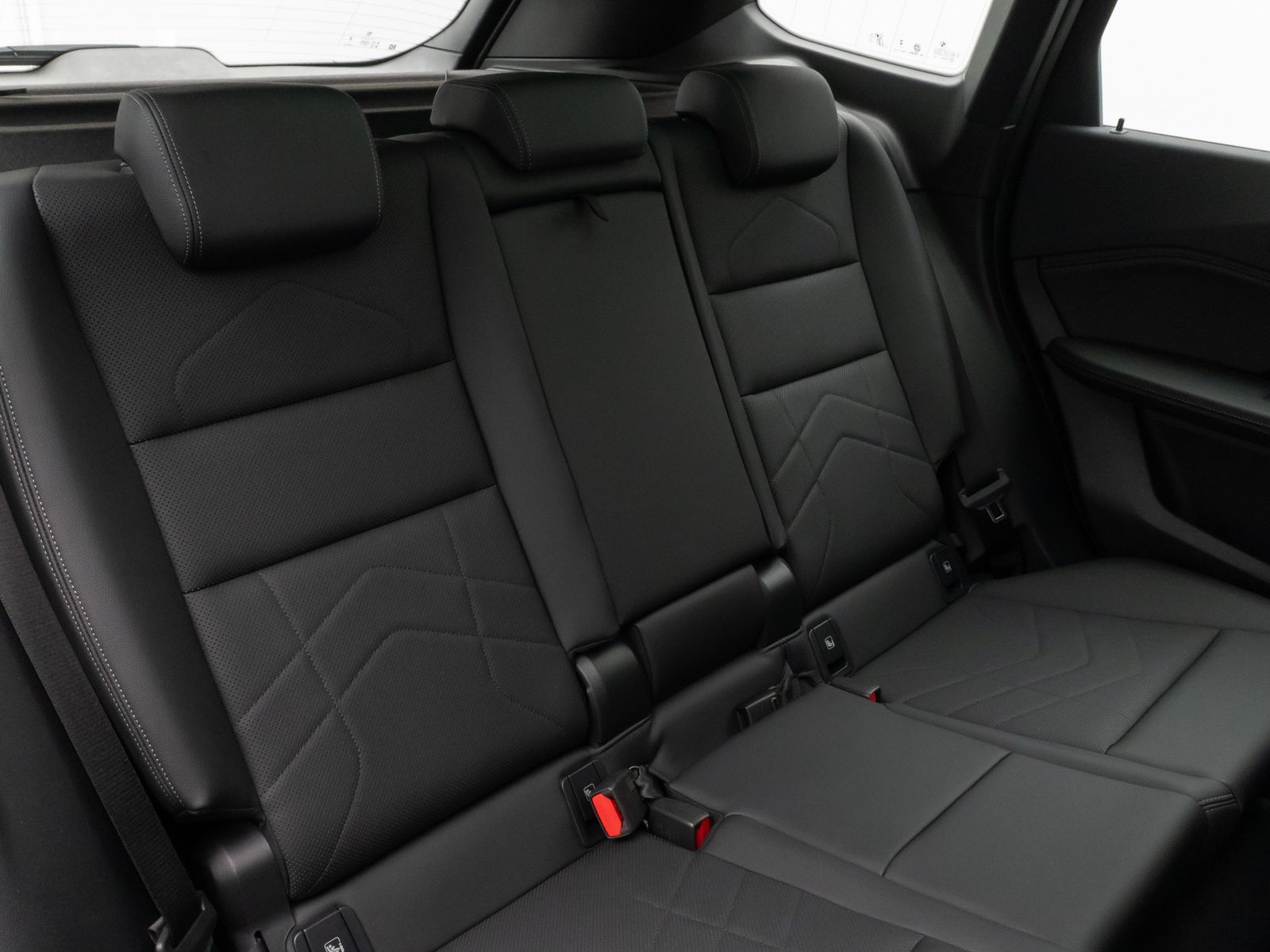 Fahrzeugabbildung BMW X1 sD18i Panorama Kamera DAB H/K Komfort Sport