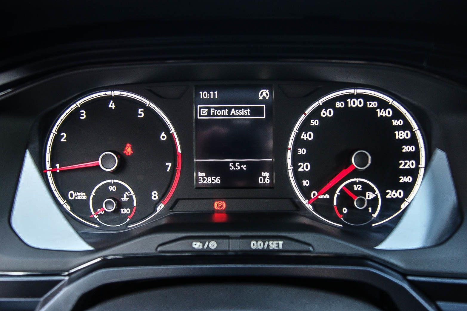 Fahrzeugabbildung Volkswagen Polo VI Trend 1.0 BMT ENERGETIC-ORANGE PDC KLIMA