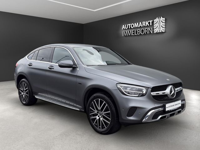MERCEDES-BENZ GLC 300 e Coupe 19*Kamera*VollLeder*Trittbretter