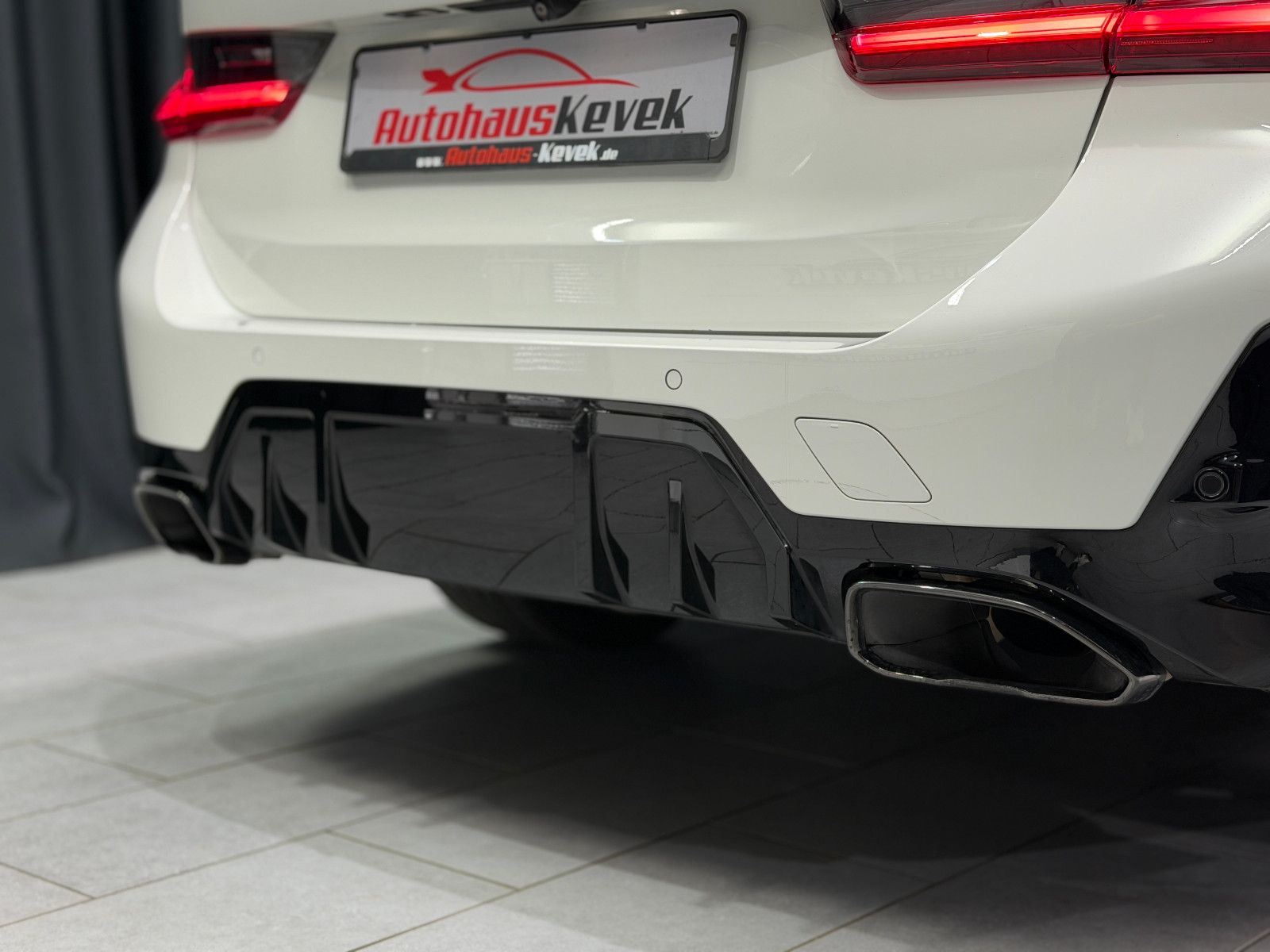 Fahrzeugabbildung BMW M340i xDrive Touring LCI |H/K|360°|PANO|HuD