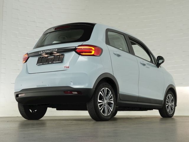 T03 DESIGN 37,3 kWH+RÜCKFAHRKAMERA+PANORAMADACH+