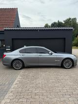 BMW 730d - BMW 730: 730d