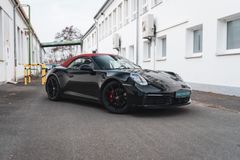 Fahrzeugabbildung Porsche 992 Carrera 4S Cabrio *1. HAND / BOSE / LED*