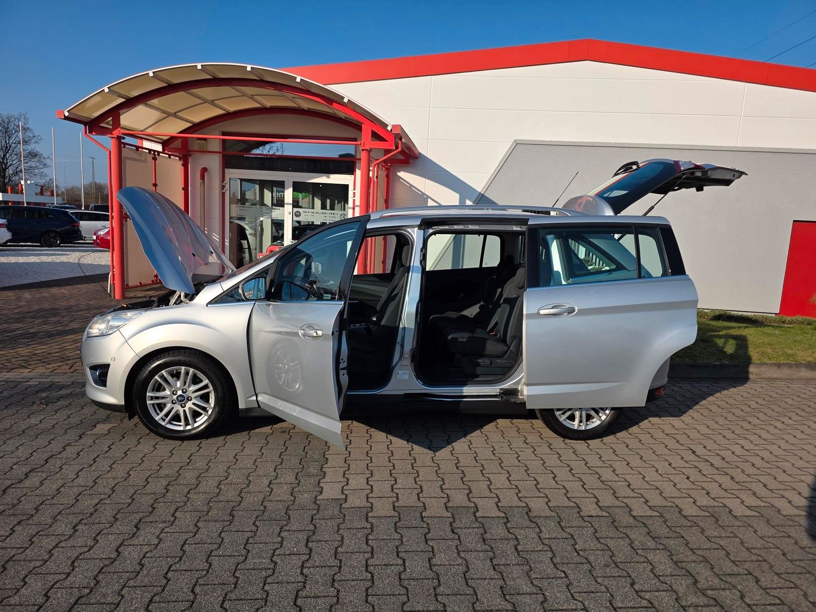 Fahrzeugabbildung Ford Grand C-Max Titanium/Klimaaut/Keyles/Motor klack