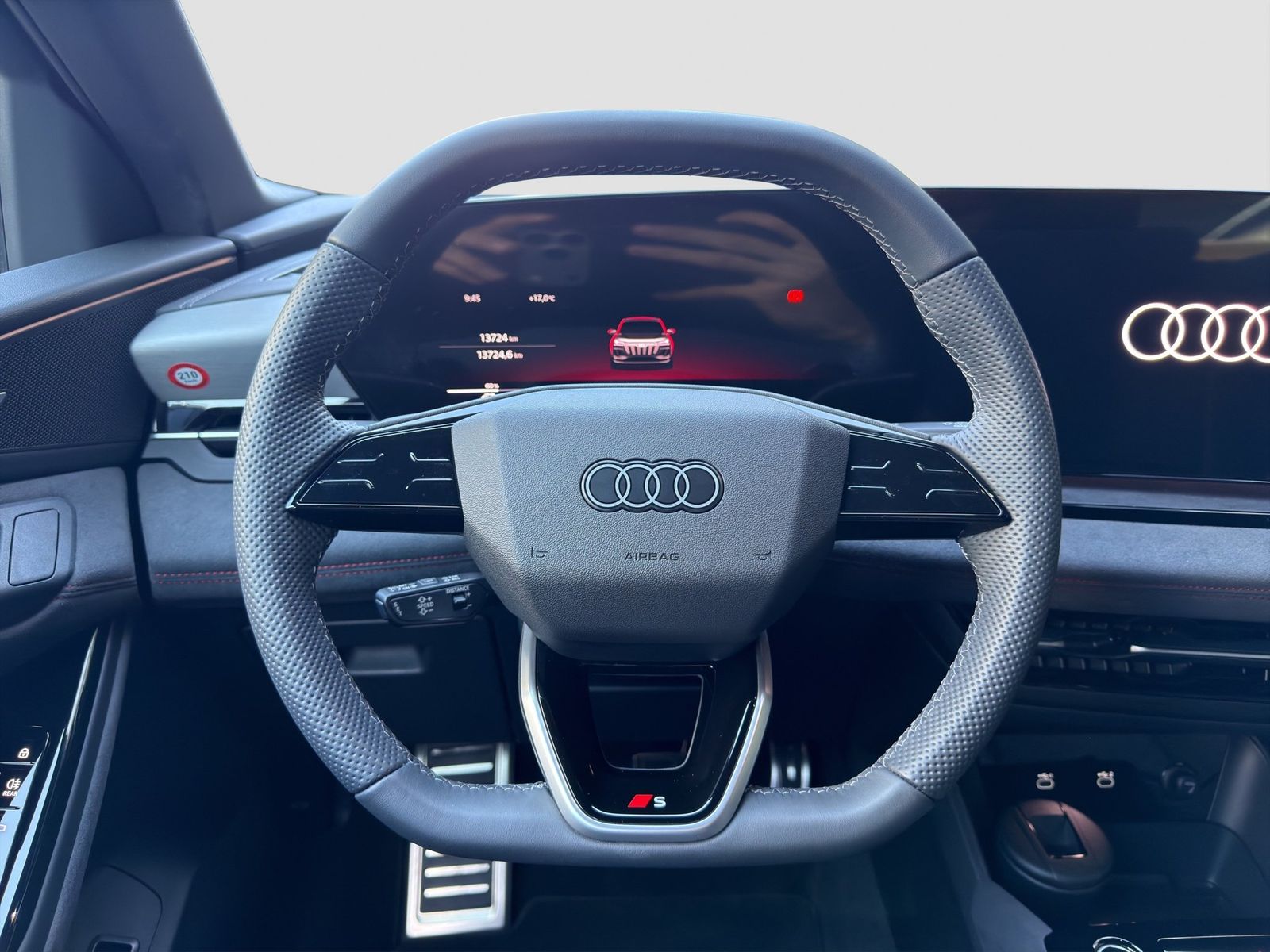 Audi Q6 e-tron - Bild 12