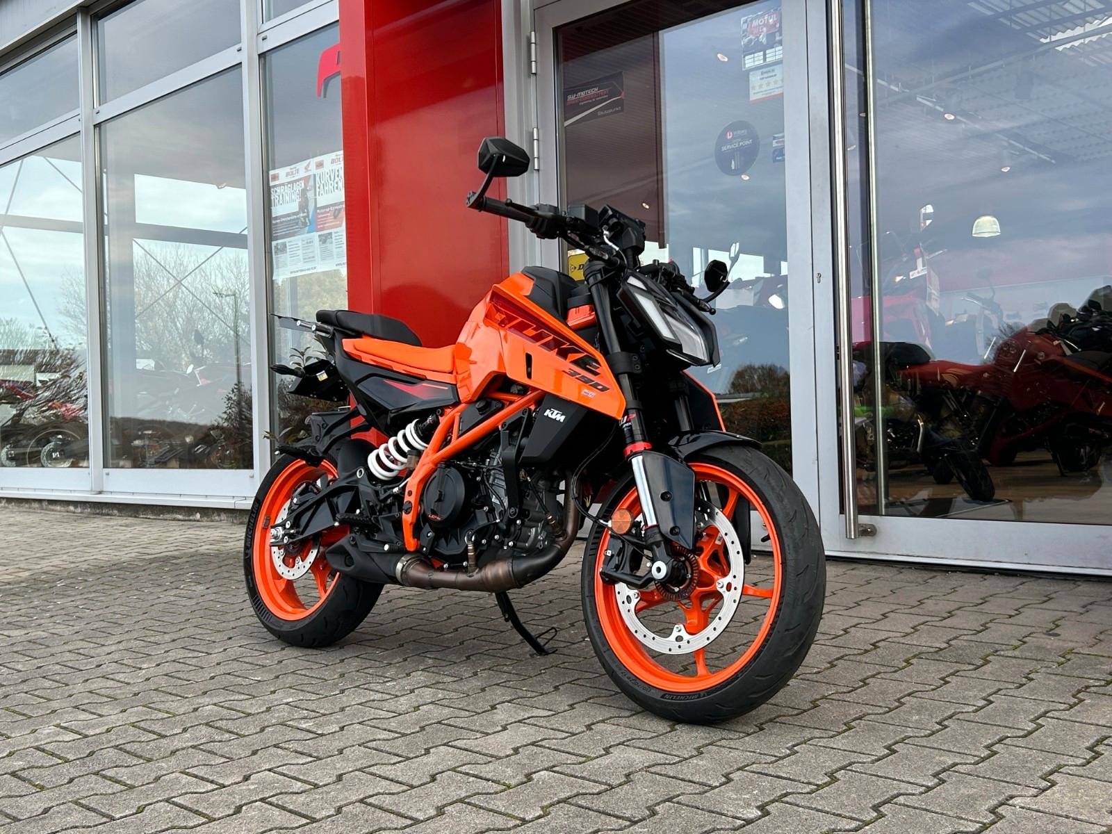 KTM 390 Duke