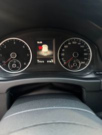 Volkswagen Tiguan - 11