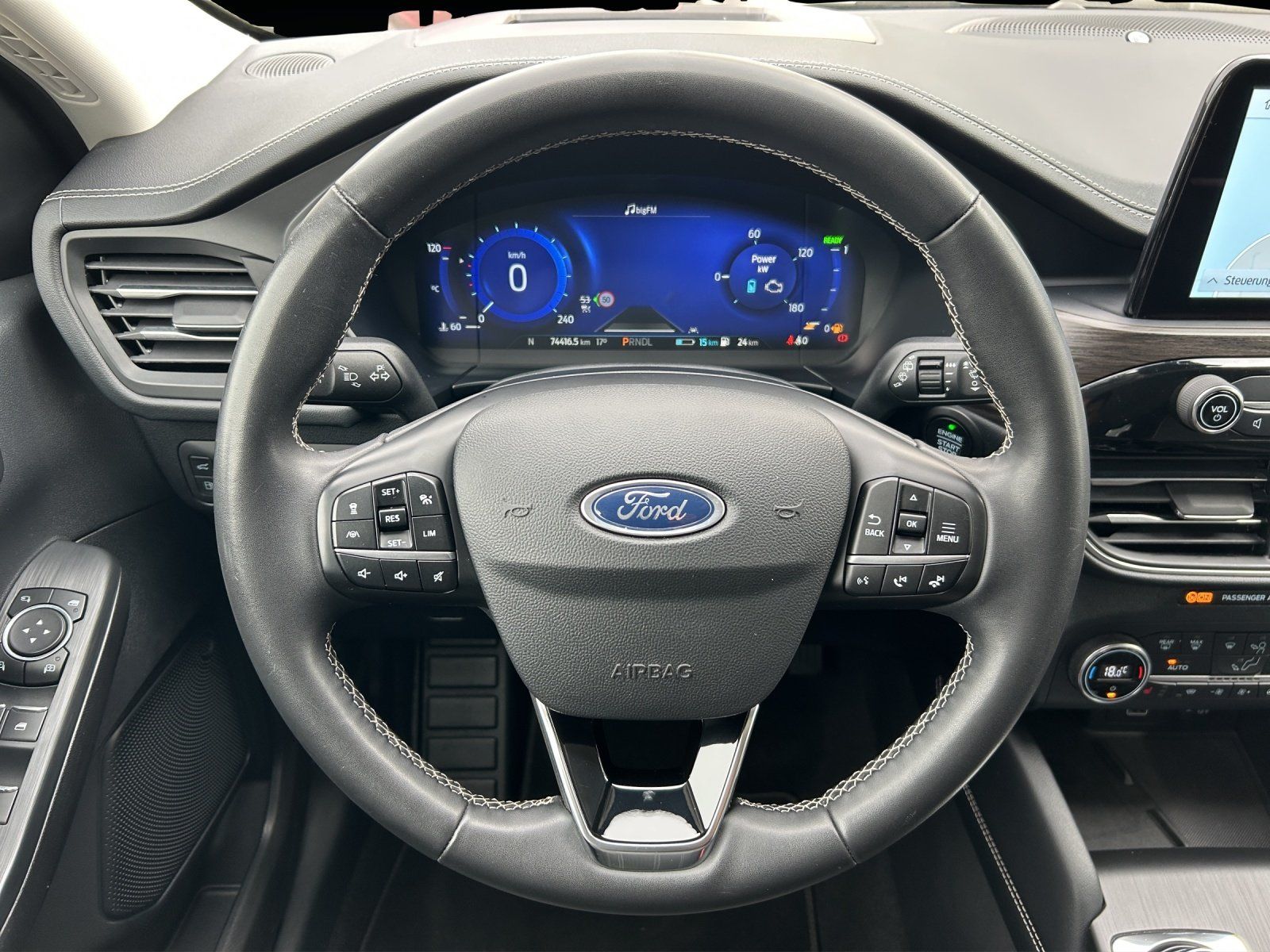 Fahrzeugabbildung Ford Kuga 2.5 Duratec Plug-in-Hybrid Vignale/AHK/B&O/