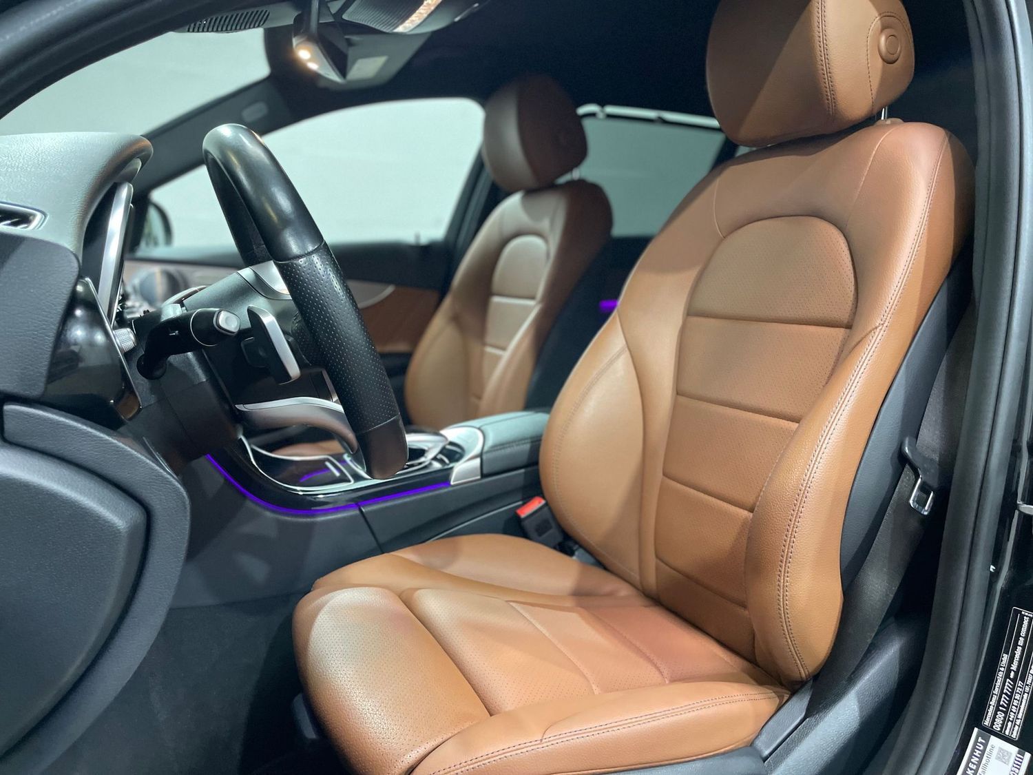 Fahrzeugabbildung Mercedes-Benz C 300 T AMG Night#LED#Mbux#360°#M-Beam#Burmester