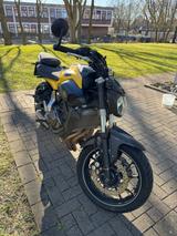 Yamaha MT-07 - YAMAHA GELB ABS