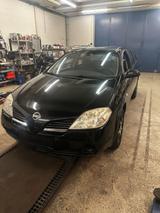 Nissan Primera Kombi, Klima TÜV 1/27 - gebrauchte Nissan Primera aus dem Jahr 2005