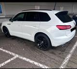 Volkswagen Touareg 3.0 V6 TDI 210kW 4MOT Tiptr. R-Line ... - VW Touareg Gebrauchtwagen in Frankfurt