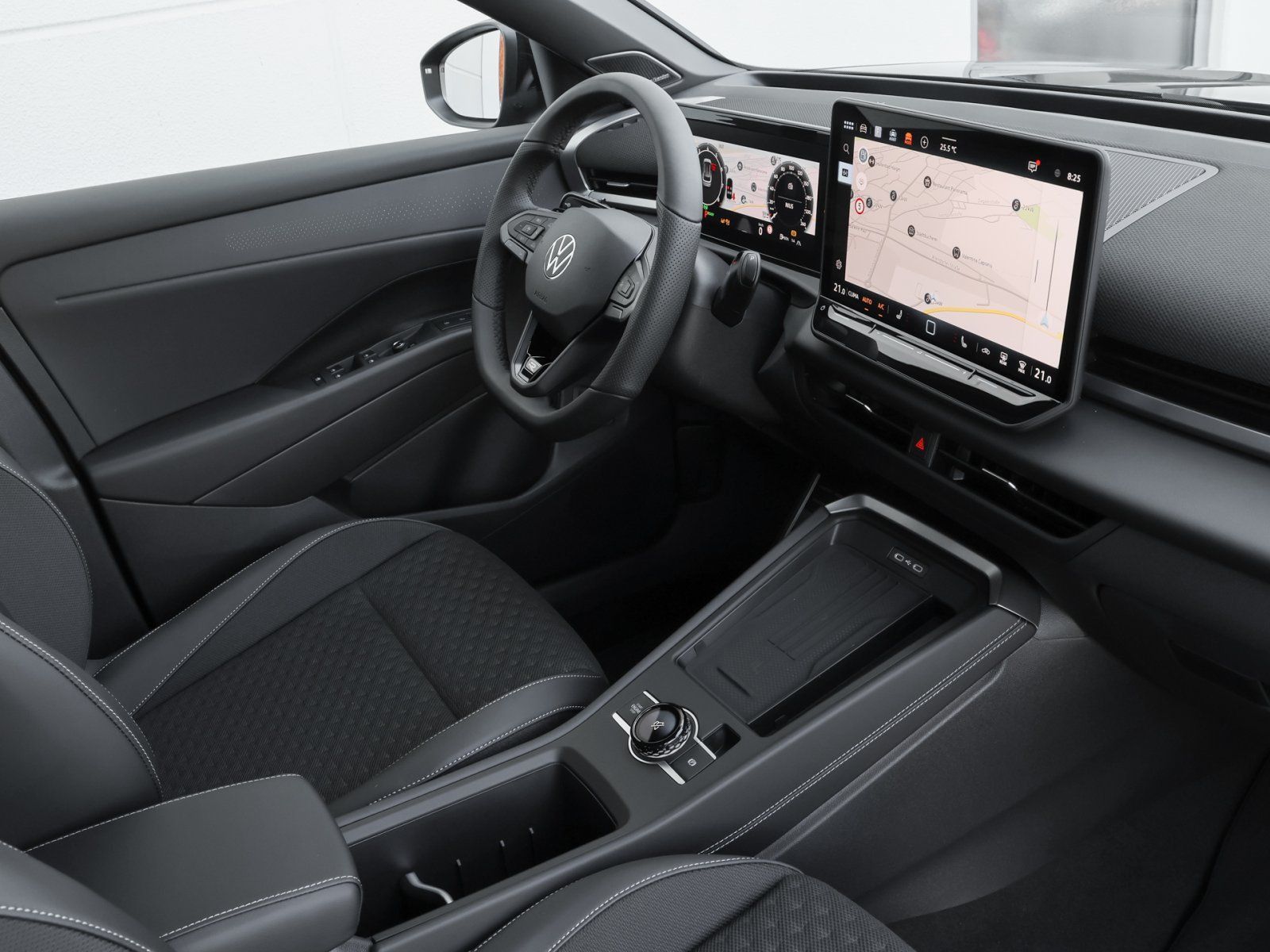 Volkswagen T-Roc - Bild 3