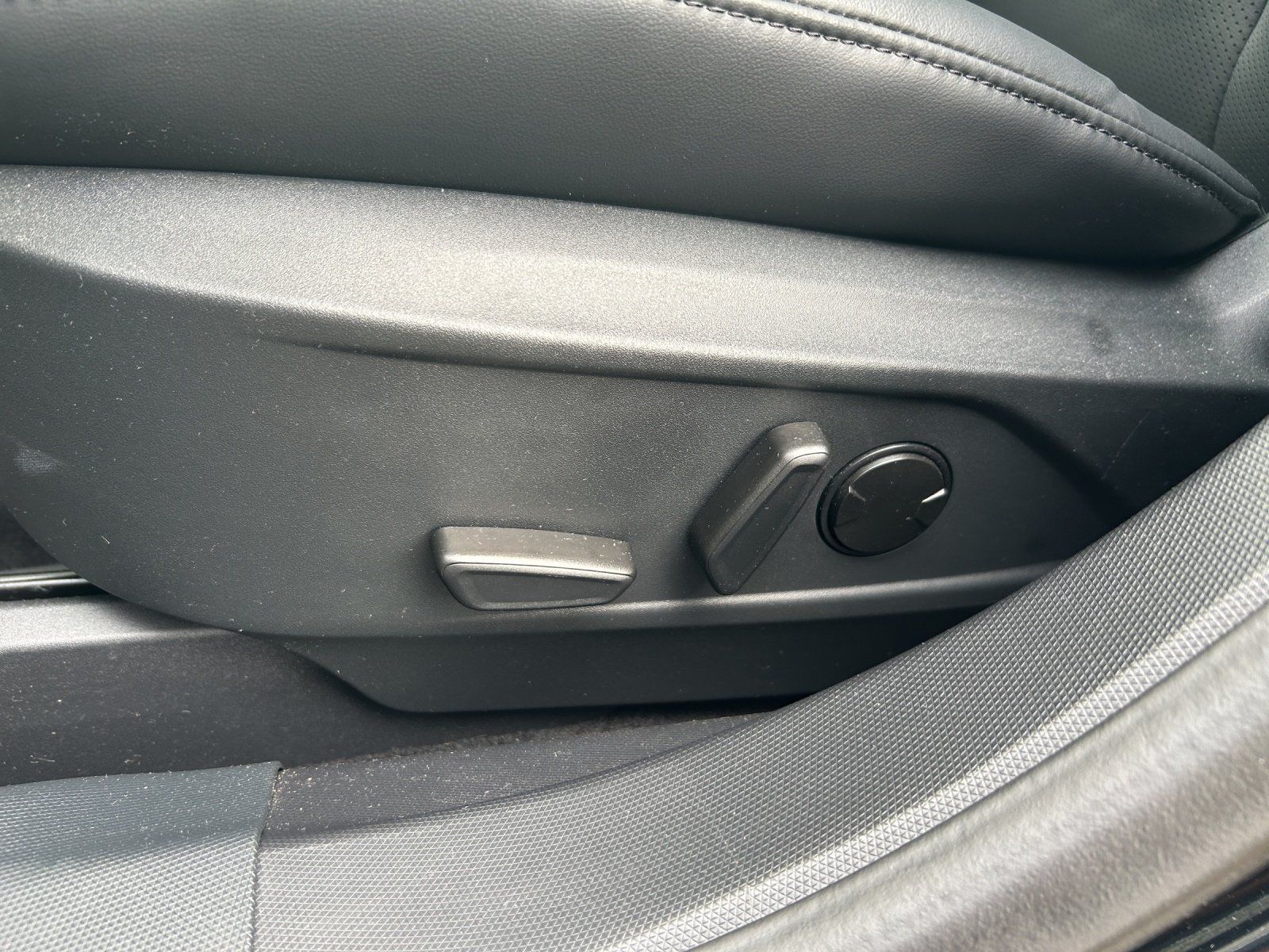 Fahrzeugabbildung Ford Ford Mustang Mach-E Extented Range