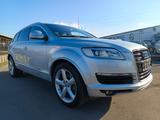 Audi Q7 3.0 TDI quattro/ S line Sport /Xenon/7Sitzer - Audi Q7 aus 2007: Line