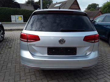 Volkswagen Passat Variant - 6