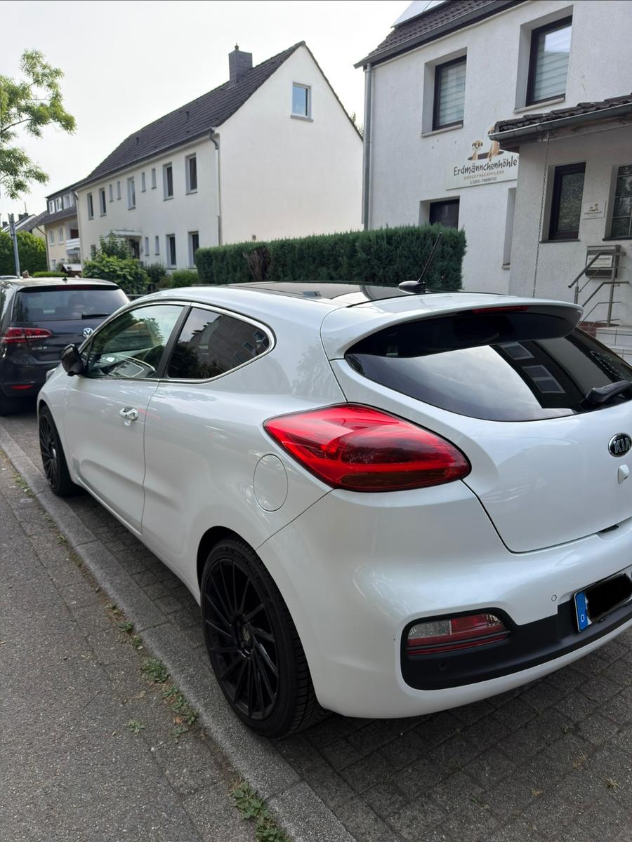 Kia pro_cee'd / ProCeed 1.6 GDI Spirit pro_cee'd...