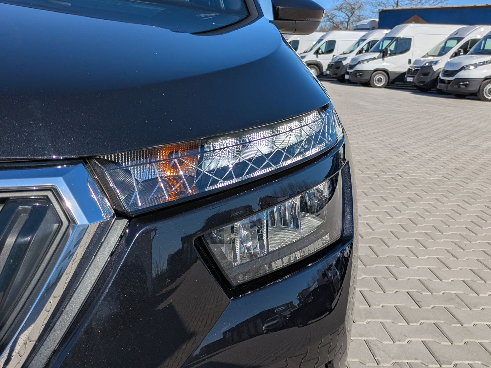 Fahrzeugabbildung SKODA Kamiq 1.0 TSI Tour DSG LED*PANO*SMART LINK*CAM