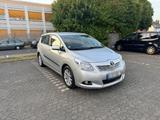 Toyota Verso, 7-Sitzer - Toyota Verso in Düsseldorf