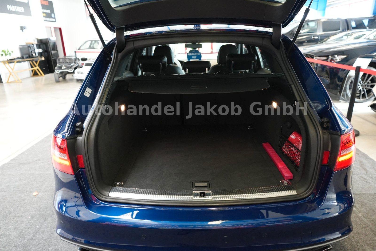 Audi A4 / Quattro / 3x S-LIne / Audi Exclusive / TOP!