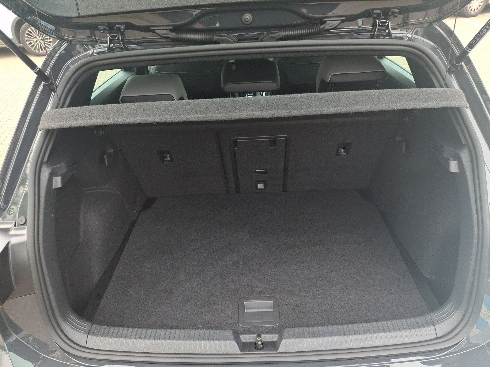 Volkswagen Golf - Bild 13