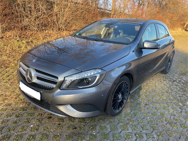 Mercedes-Benz A 180 CDI BlueEfficiency Klima/Navi/Rückfahrkame