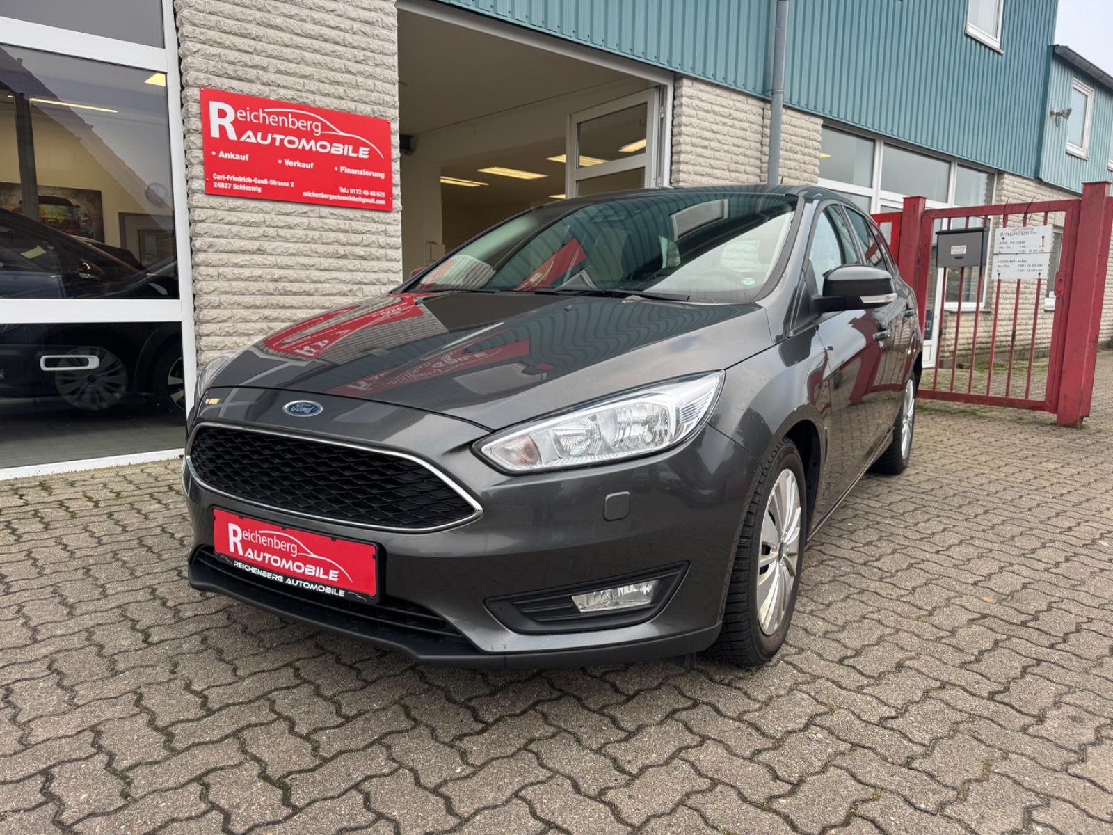 Ford Focus Turnier , Navigation,PDC hinten
