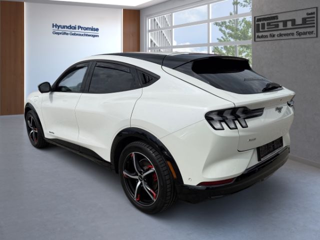 Fahrzeugabbildung Ford Mustang MACH-E Basis AWD +LEDER+KLIMA+RFK+SHZ+NA