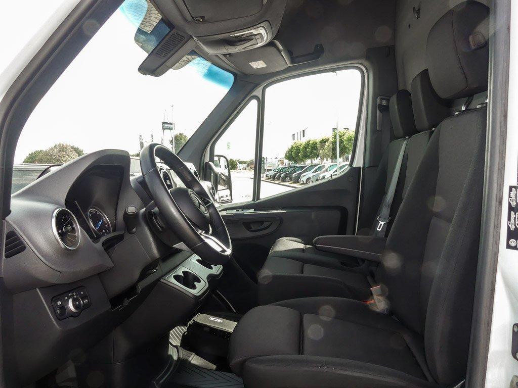 Mercedes-Benz eSprinter 314 KA Select L2H2 LED Kamera 81kWh