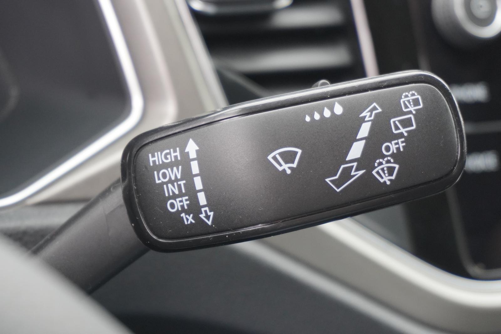 Volkswagen T-Roc 1.5 TSI DSG LED Navi Sitzheizung, миниатюра 24