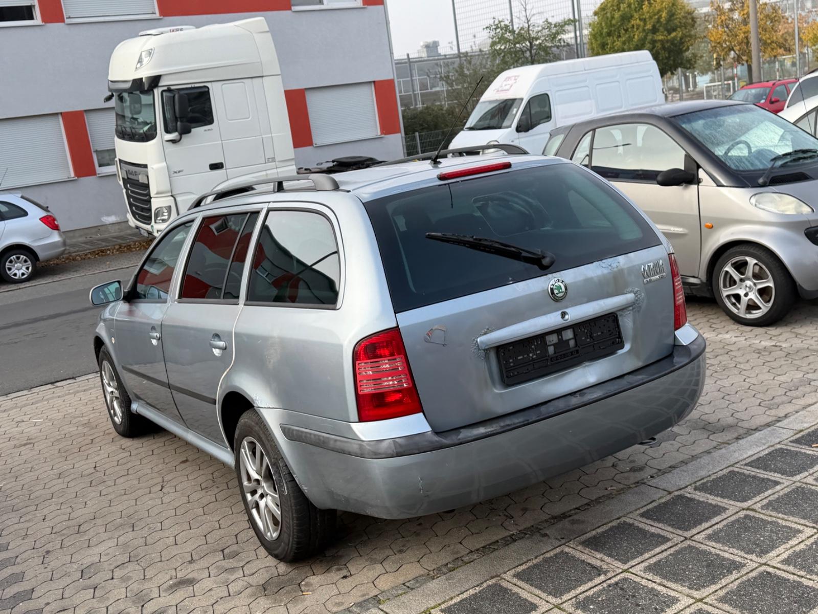 Skoda Octavia 2004 — engine 1.898 cm³, 110 HP (81kW)