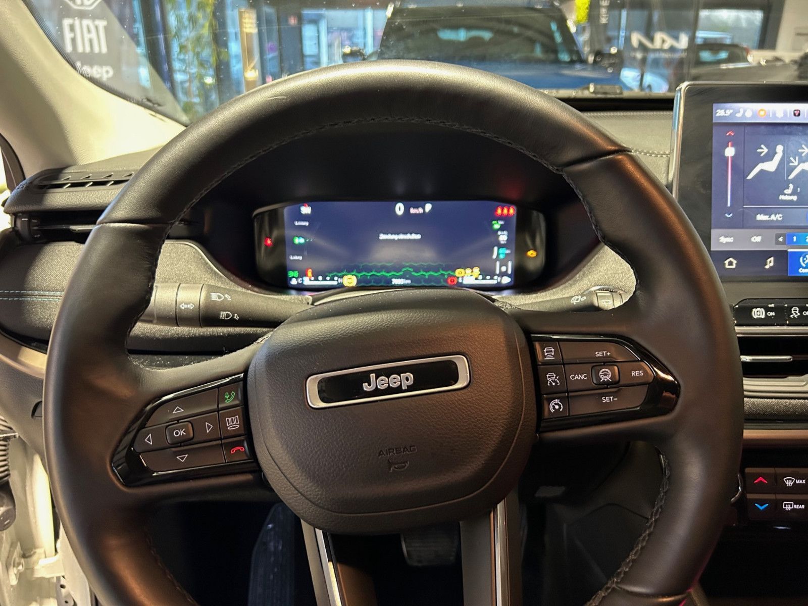 Fahrzeugabbildung Jeep Compass Upland Plug-In Hybrid 4XE