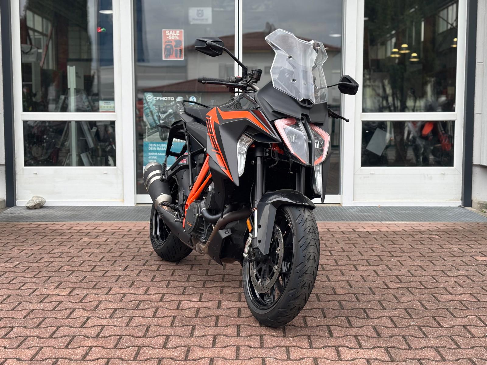 KTM 1290 Super Duke GT 2019 Top Zustand!