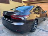 Toyota Camry 2.5 Hybrid Executive - Toyota Camry: 2.5