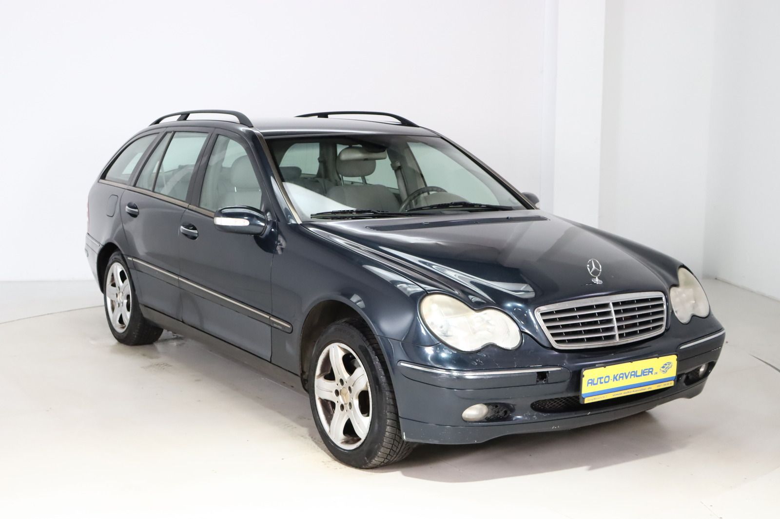 Fahrzeugabbildung Mercedes-Benz C 220 CDI T ELEGANCE